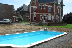 piscine-coque-polyester-picardie-hors-sol